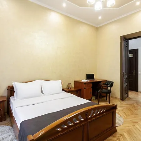 Apartment Alfa Apartments Levytskoho *