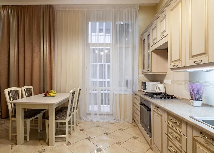 Alfa Apartments Levytskoho *