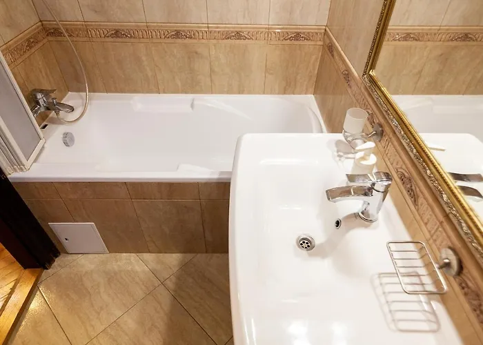 Alfa Apartments Levytskoho *